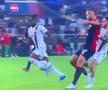 Giroud blocându-l pe Pușcaș în minutul 104