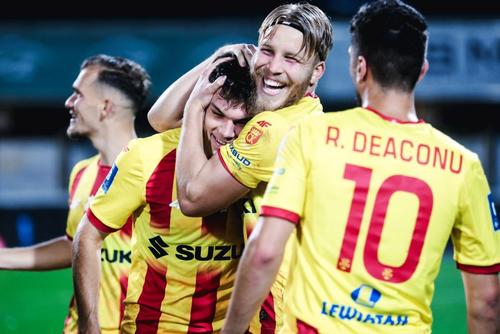 Rony Deaconu a declanșat încă un gol în Polonia / Sursă foto: Facebook@ Korona Kielce