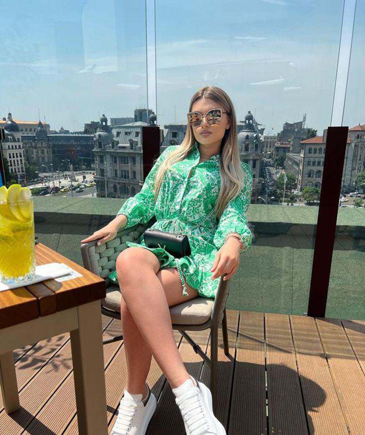 FOTO Logodnica lui Tavi Popescu, Alina