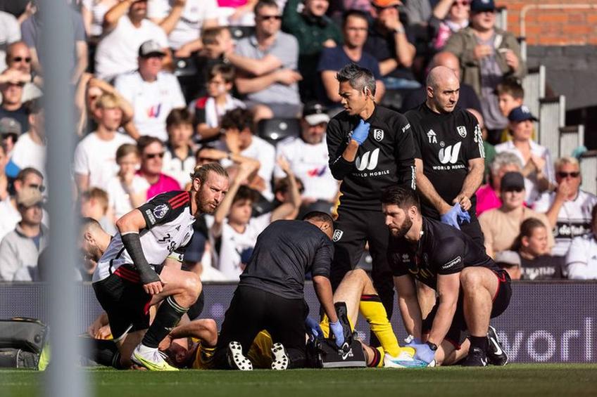 Chris Basham (35 de ani), căpitanul lui Sheffield a suferit o accidentare oribilă în meciul cu Fulham, din Premier League.