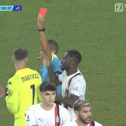 Martinez a luat și el roșu în prelungiri