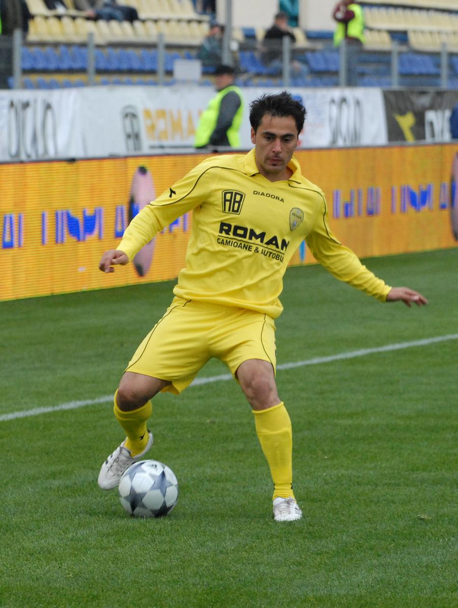 „Mai întâi a ieșit burta din avion. După, Jardel” » A înfruntat marele Inter la Brașov, a fost dorit de Dinamo sau Rapid și a trăit un episod halucinant: „Antrenorul a venit cu 3-4 plicuri în vestiar”