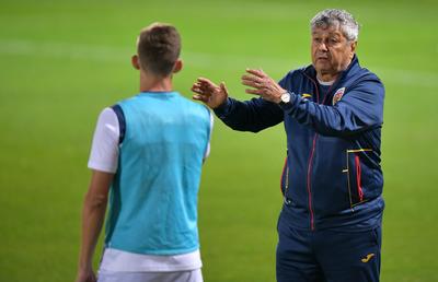Ce le-a transmis Mircea Lucescu jucătorilor la antrenamentul oficial: „Victoriile pe care le avem până acum nu înseamnă nimic”