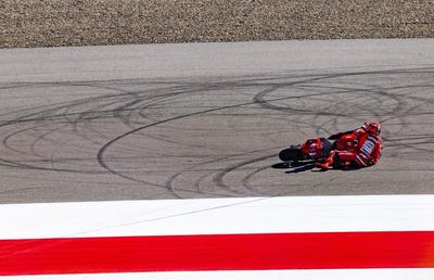 Piloții MotoGP semnalează un pericol al circuitelor, după accidentul lui Marc Marquez din Indonezia