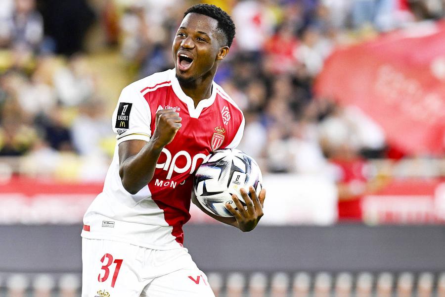 Ansu Fati, sărbătorind un gol la Monaco // foto: Imago Images Barcelona l-a vândut, iar el s-a apucat de muzică! Anunțul lui Ansu Fati: „Pot să împărtășesc o veste extraordinară!”