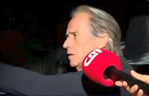 Continuă sfidarea! Luat pe sus de jurnaliști acasă, Jorge Jesus a reacționat incredibil, după scrisoarea lui Ronaldo