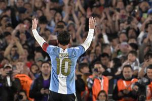 AD10S! Messi, pentru ultima dată » Și-a luat „la revedere” de la Argentina cu gol și două pase decisive, într-o noapte copleșitoare pe „El Monumental”