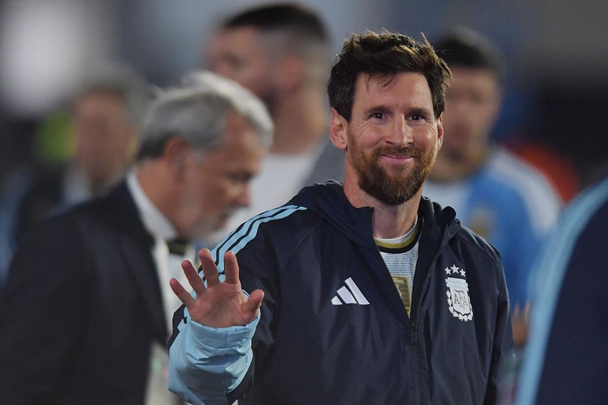 Leo Messi, așa cum nu l-ai văzut niciodată » Vizibil emoționat la ultimul meci pentru Argentina: „Nu vreau să părăsesc terenul. Vă iubesc!”