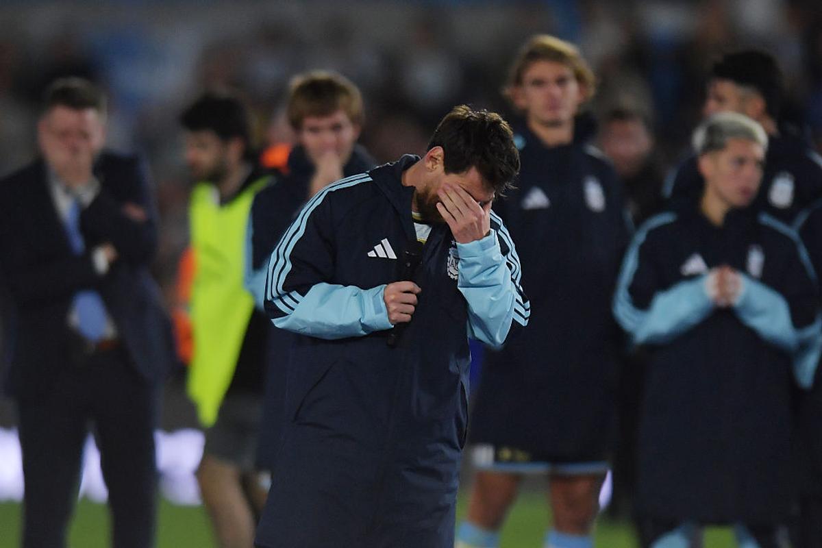 Leo Messi, așa cum nu l-ai văzut niciodată » Vizibil emoționat la ultimul meci pentru Argentina: „Nu vreau să părăsesc terenul. Vă iubesc!”