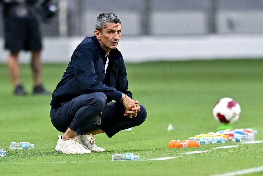Reacția lui Cosmin Contra, după ce i-a administrat prima înfrângere lui Răzvan Lucescu în Qatar: „Nu am apucat să vorbim, a mers direct la vestiare”