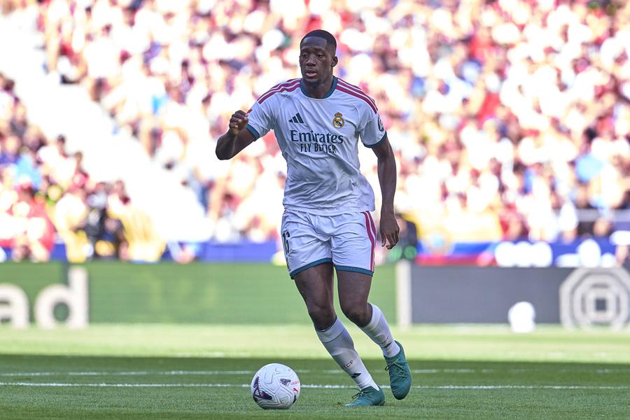 Ibrahima Konate, în tricoul lui Real Madrid/ foto: Imago Images Vești bune pentru Mourinho: revenire importantă pentru meciul cu Villarreal