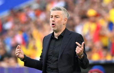 Edi Iordănescu e principala variantă de selecționer » Vecinii îl vor pe bancă la următorul meci din Liga Națiunilor