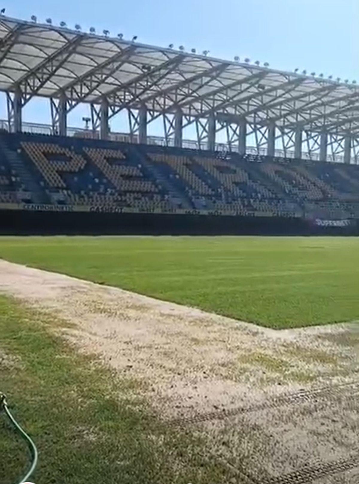 Cum se prezintă gazonul de la Ploiești, cu 10 zile înainte de meciul cu Sepsi