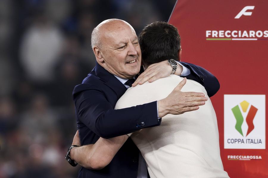 Giuseppe Marotta și Cristi Chivu // foto: imago images Președintele lui Inter, discurs emoționant despre succesul din sezonul trecut: „Alegerea lui Chivu nu a fost deloc întâmplătoare”