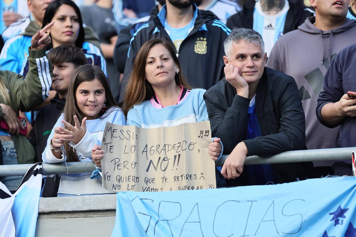AD10S! Messi, pentru ultima dată » Și-a luat „la revedere” de la Argentina cu gol și două pase decisive, într-o noapte copleșitoare pe „El Monumental”