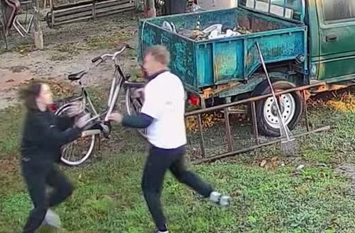 Cum au decurs ultimele ore din viața arbitrului Gheorghe Moldovan, înainte de a se împușca // foto: captură Youtube