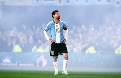 Moment neașteptat în minutul 10: Lionel Messi, surprins pe teren la retragerea din naționala Argentinei