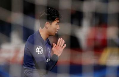 STEAUA ROȘIE - TOTTENHAM 0-4 // FOTO+VIDEO Gestul care a emoționat lumea fotbalului » Son și-a lipit mâinile, ca într-o rugăciune: „Acest gol e pentru tine, André!”