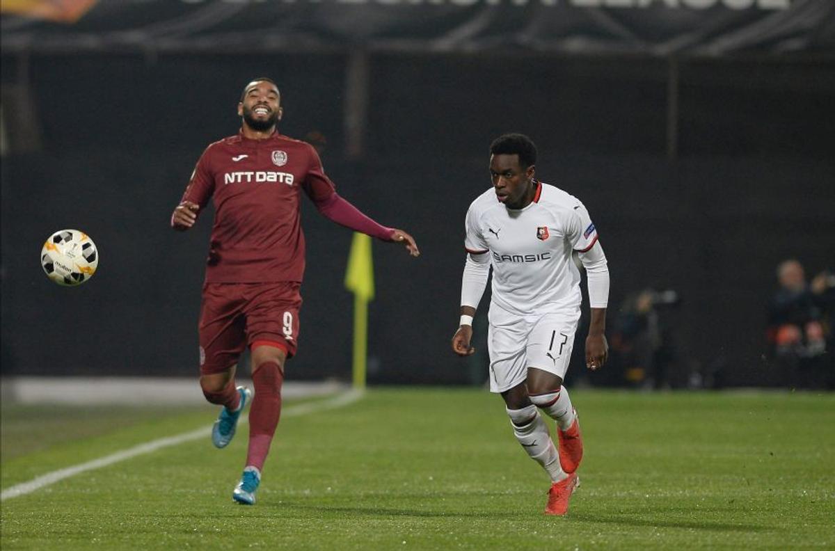 CFR CLUJ - RENNES // FOTO + VIDEO Atmosferă superbă în Gruia! 10.000 de fani clujeni alături de campioană în bătălia pentru primăvara Europa League