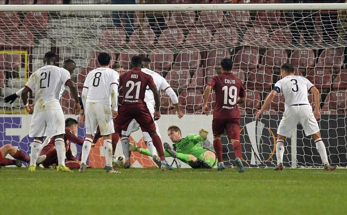 CFR CLUJ - RENNES // FOTO + VIDEO Atmosferă superbă în Gruia! 10.000 de fani clujeni alături de campioană în bătălia pentru primăvara Europa League