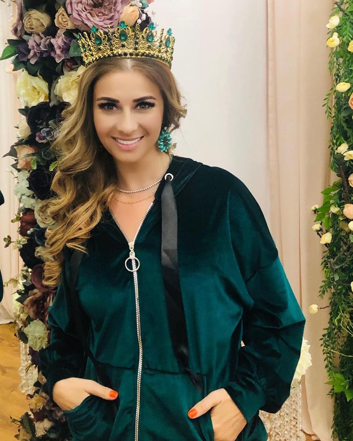 FOTO Anamaria Prodan s-a pozat cu un star din Liga 1, chiar în seara de Revelion: „Cel mai bun! E și frumușel”