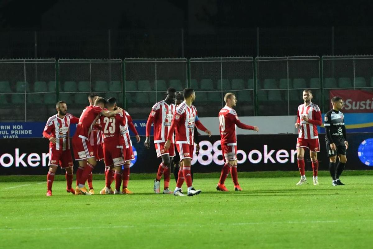 Hermannstadt și-a luat atacant de 1,90m! A fost titular cu Tottenham în Europa League