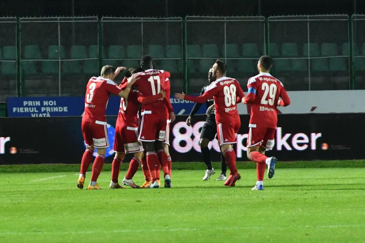Hermannstadt și-a luat atacant de 1,90m! A fost titular cu Tottenham în Europa League