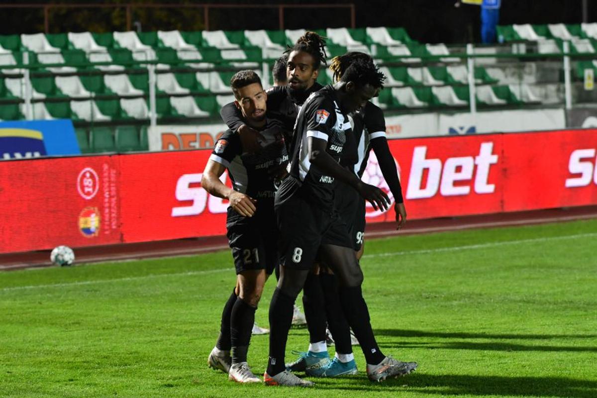 Hermannstadt și-a luat atacant de 1,90m! A fost titular cu Tottenham în Europa League