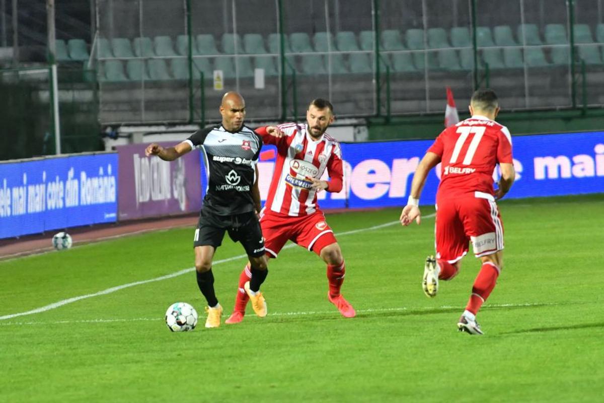 Hermannstadt și-a luat atacant de 1,90m! A fost titular cu Tottenham în Europa League