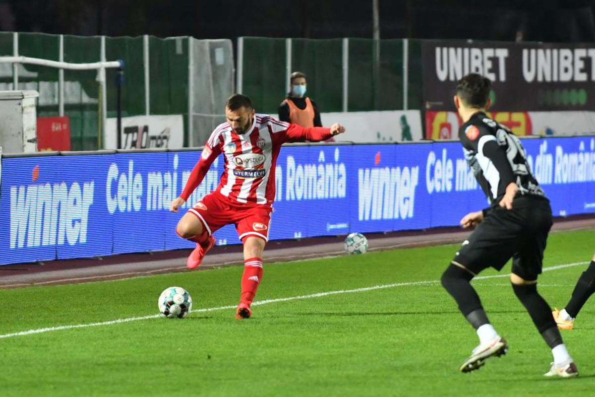 Hermannstadt și-a luat atacant de 1,90m! A fost titular cu Tottenham în Europa League