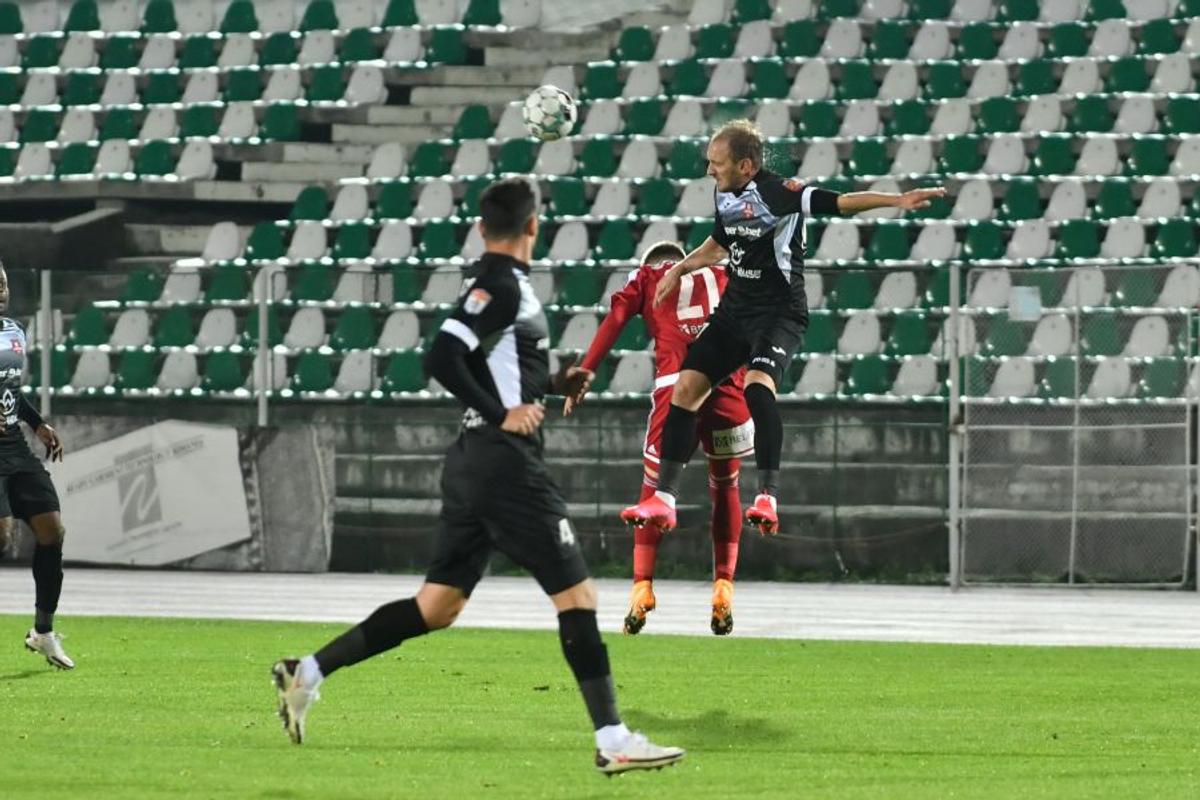 Hermannstadt și-a luat atacant de 1,90m! A fost titular cu Tottenham în Europa League