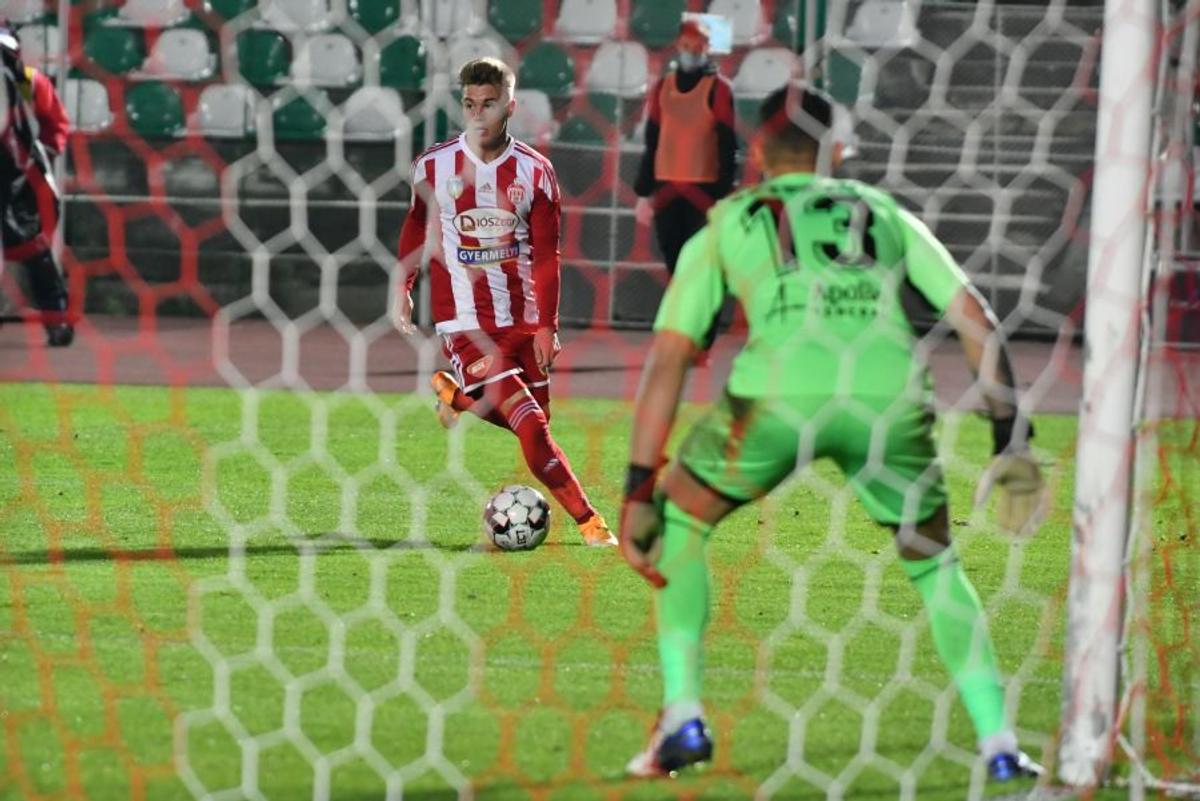 Hermannstadt și-a luat atacant de 1,90m! A fost titular cu Tottenham în Europa League