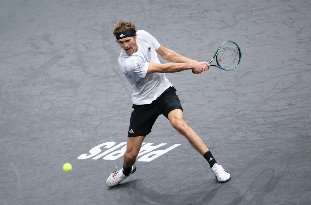 VIDEO+FOTO Rafael Nadal, fără reacție în fața lui Alexander Zverev! Neamțul joacă finala de la Paris, cu Medvedev