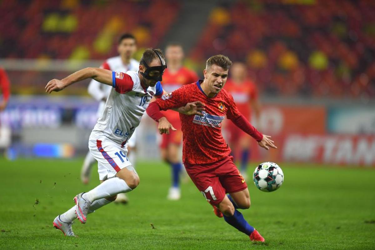 VIDEO+FOTO Sergiu Buș, ratare incredibilă în FCSB - FC Botoșani » Man l-a salvat pe respingere