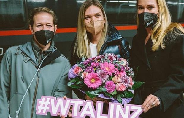 Simona Halep, primită ca o regină la Linz! Imagini cu sosirea româncei la turneul din Austria
