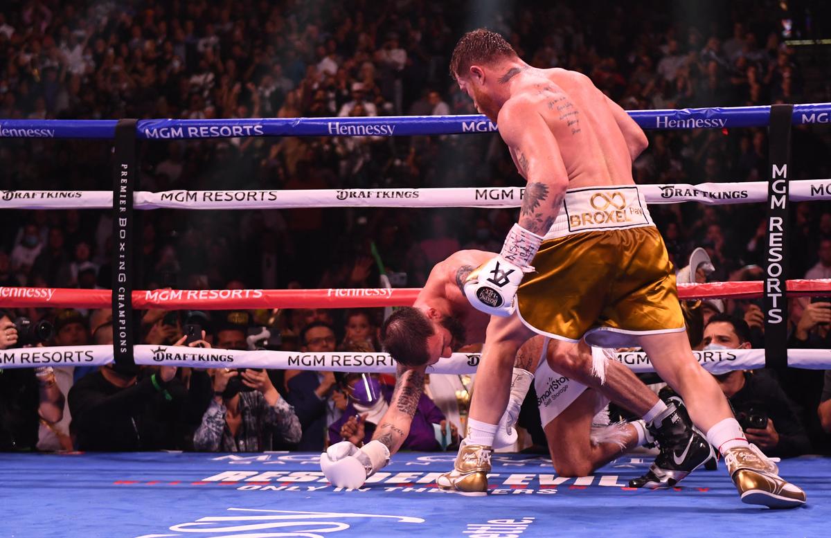 Canelo Alvarez - Caleb Plant