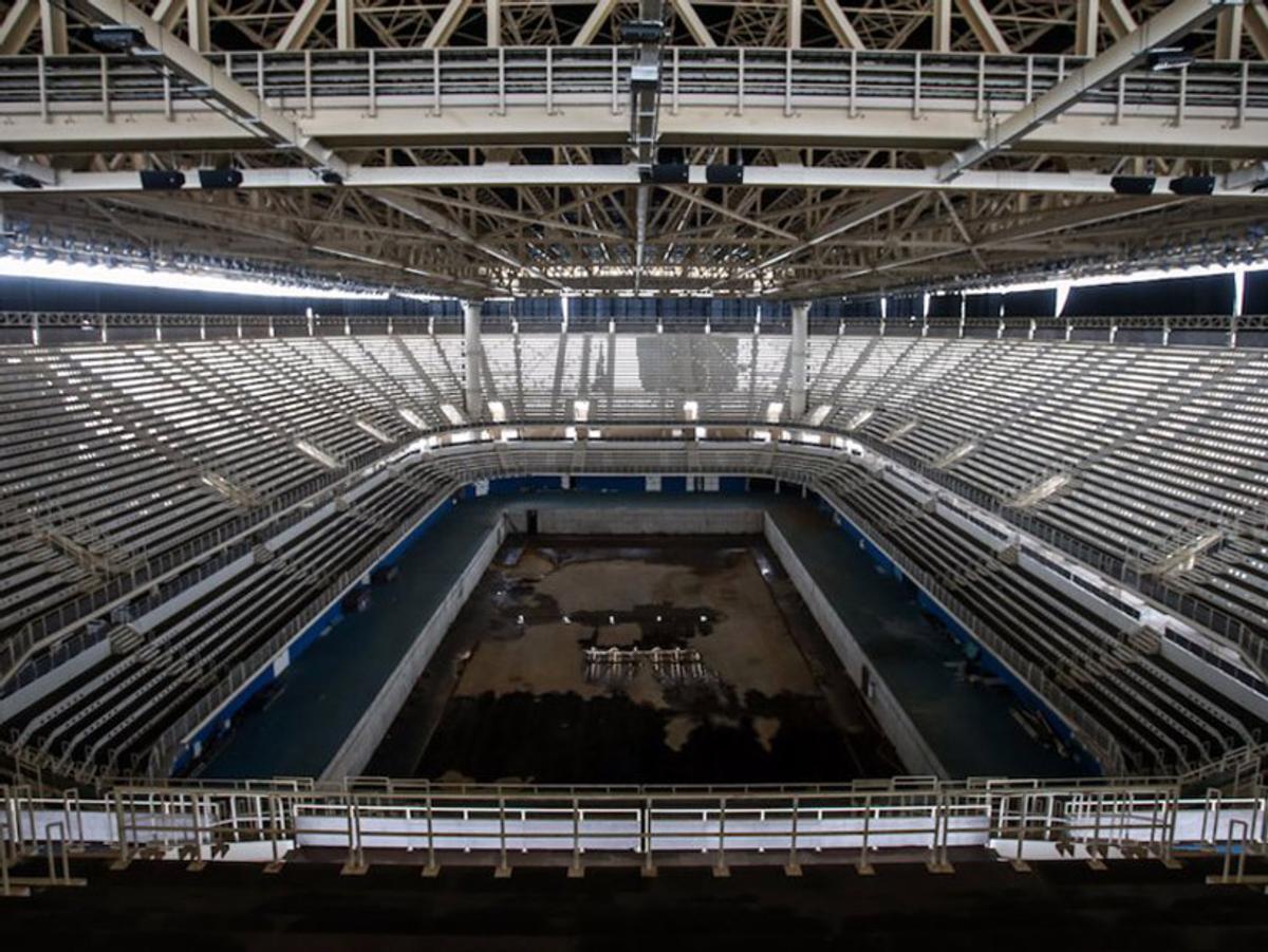 Nu doar în România dispar stadioane » Cum arată mai multe mari arene din toate colţurile lumii lăsate de izbelişte