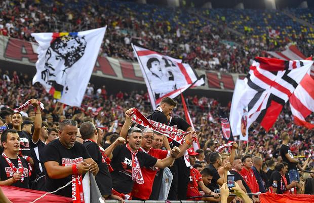 „Merită chiar și rușinea de a fi numiți cerșetori” » Îndemnul PCH în ziua meciului cu CFR Cluj