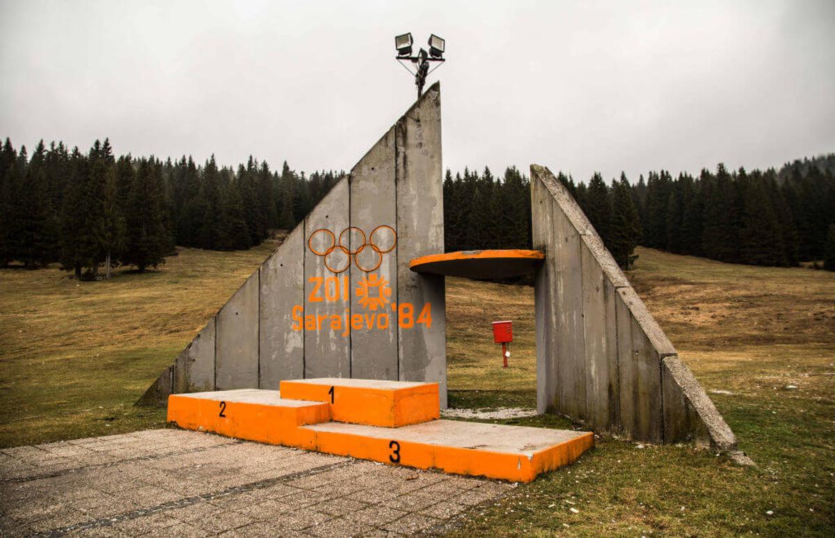 Nu doar în România dispar stadioane » Cum arată mai multe mari arene din toate colţurile lumii lăsate de izbelişte