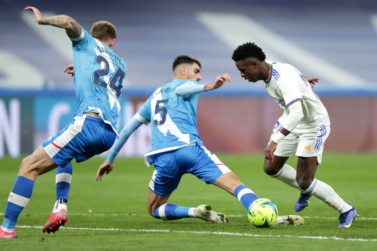 Real Madrid - Rayo Vallecano 2-1. „Galacticii” urcă pe primul loc în La Liga!