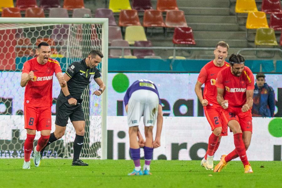 Vinovații din Giulești, eroul neașteptat al FCSB-ului + De ce a ignorat Colțescu din nou rasismul?