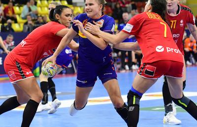 Ce trebuie să facă România pentru a se califica în faza următoare la Campionatul European de handbal feminin