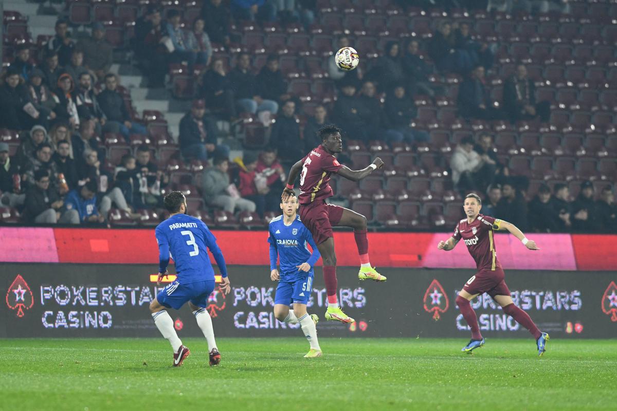 CFR Cluj trece de FCU Craiova și îi suflă în ceafă Rapidului! Cifre incredibile pentru Deac în Liga 1