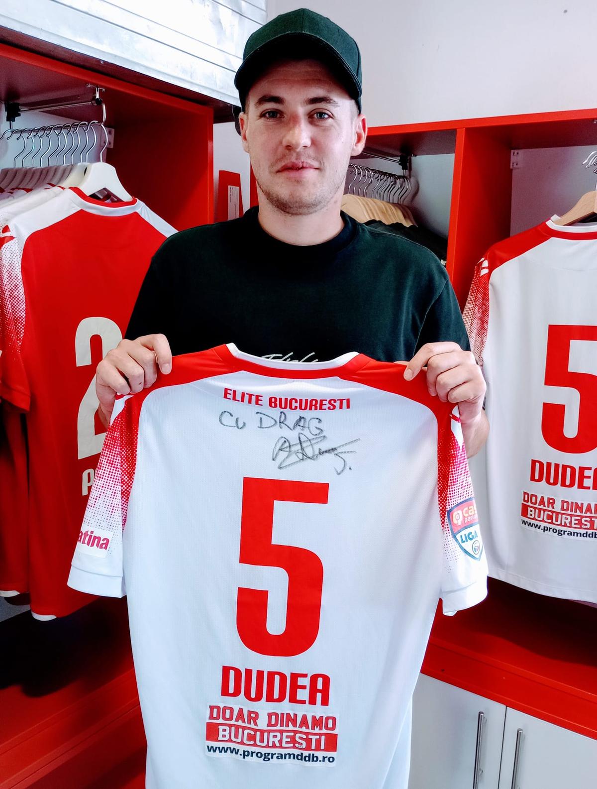 FOTO Dinamo, proiectul DDB „Om la Om”