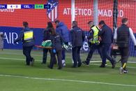 Șoc la Madrid! A leșinat din senin în finalul meciului și a fost scos pe targă de pe teren