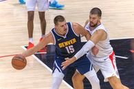Nikola Jokic, prestație istorică în NBA! L-a depășit pe LeBron James și e al patrulea all-time