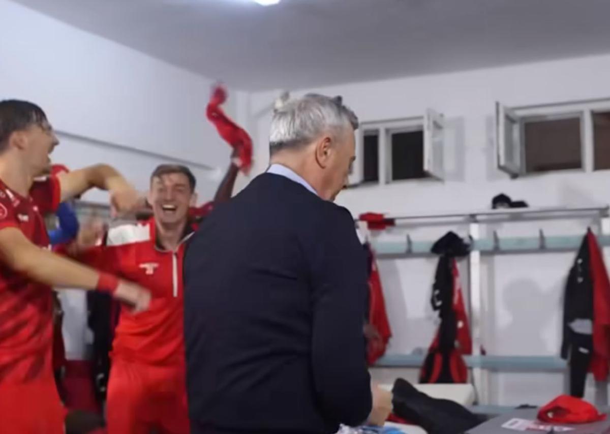 Cum a comentat fostul idol din „Ștefan cel Mare” imaginile cu Rednic dansând de bucurie că a bătut-o pe Dinamo