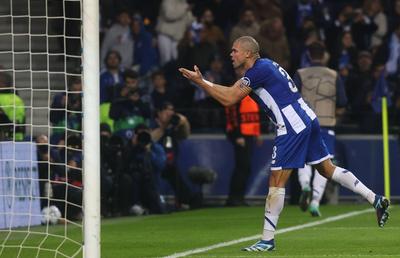 Pepe a doborât un nou record în Champions League » Ce performanță a bifat starul portughez