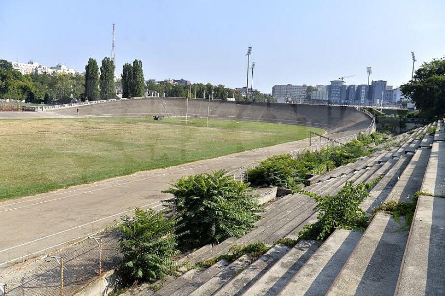 Pe „Velodrom” nu se mai întâmplă nimic de ani buni / foto GSP din 2017 Dănciulescu vine cu 3 vești de maxim interes pentru Dinamo: „Am vorbit cu președintele Clubului Sportiv, cu Lupescu și ne-am pus de acord”