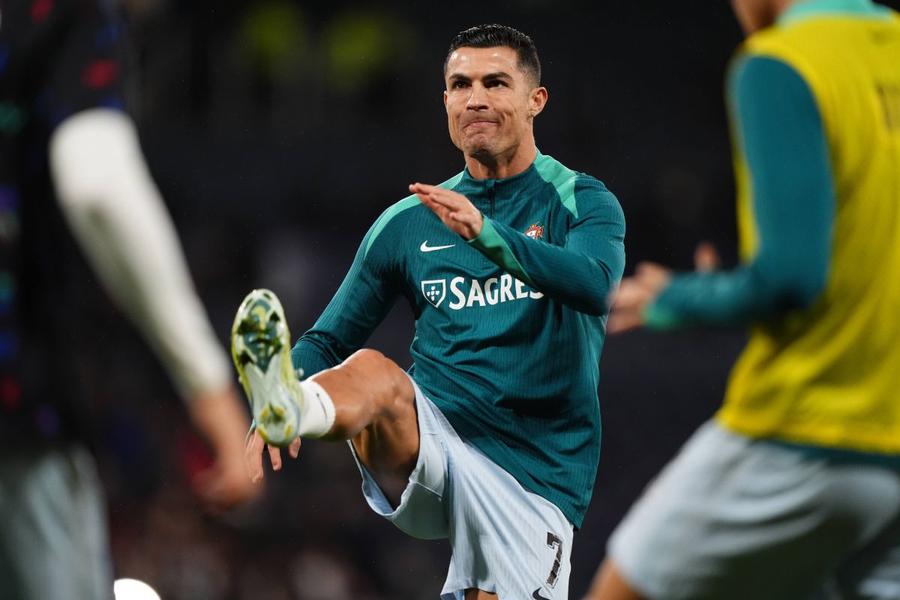 Cristiano Ronaldo ar putea fi supertransferul lunii ianuarie în Arabia Saudită / Foto: Imago Cristiano Ronaldo, în centrul unui supertransfer! Se prefigurează mutarea anului în ianuarie: îl va înlocui pe jucătorul de 200 de milioane de euro
